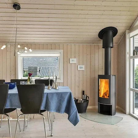 펜션 Rathi - 250m From The Sea By Interhome *