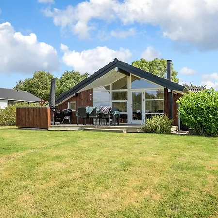 펜션 Rathi - 250m From The Sea By Interhome Hårby